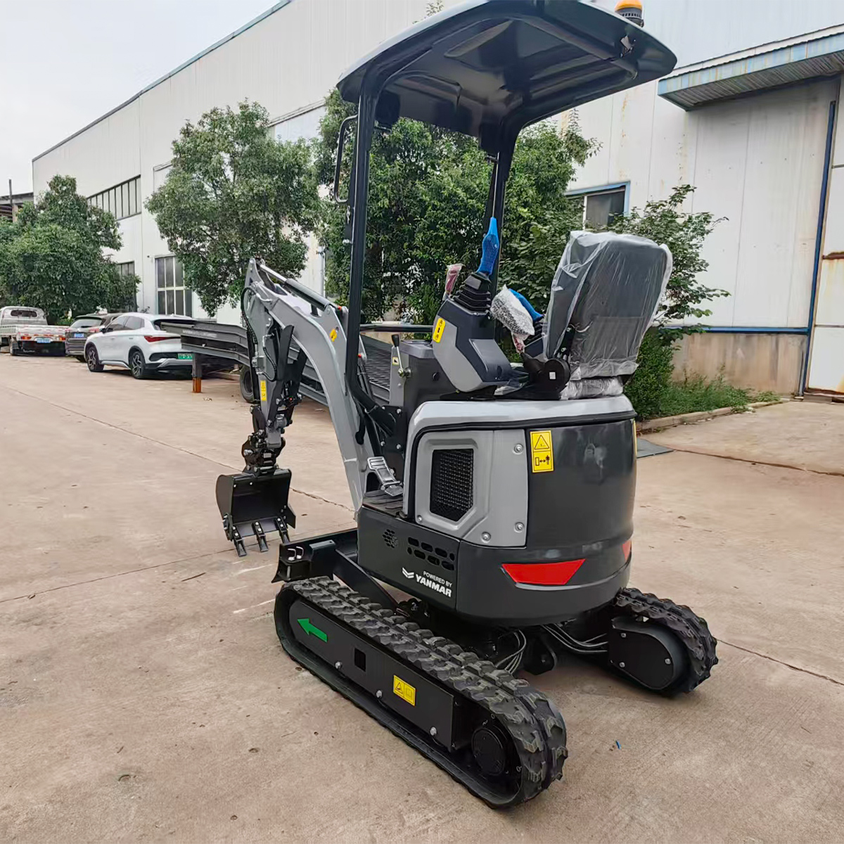Heavy Duty Mini Excavator Durable Construction Machine